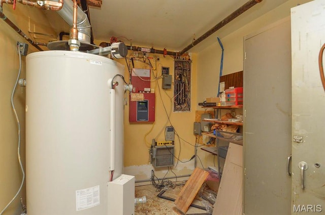 620 N Main St, Hoyleton, IL 62803 - utilities with water heater