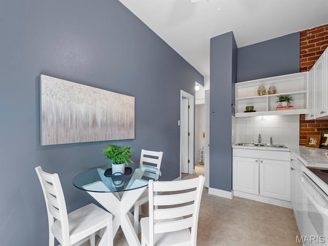 2352 Albion Pl Unit 2W, Saint Louis, MO 63104 - photo 7