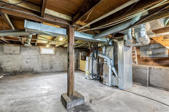 314 S Carleton St, Farmington, MO 63640 - basement featuring water heater