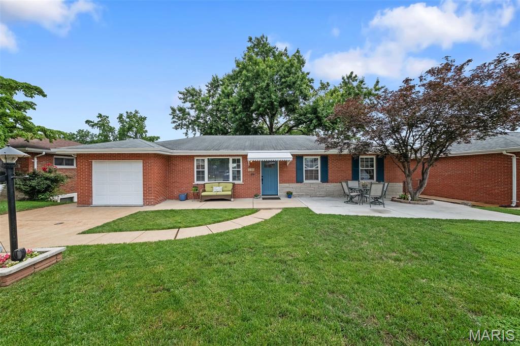 4205 Ripa Ave, Saint Louis, MO 63125 - photo 1