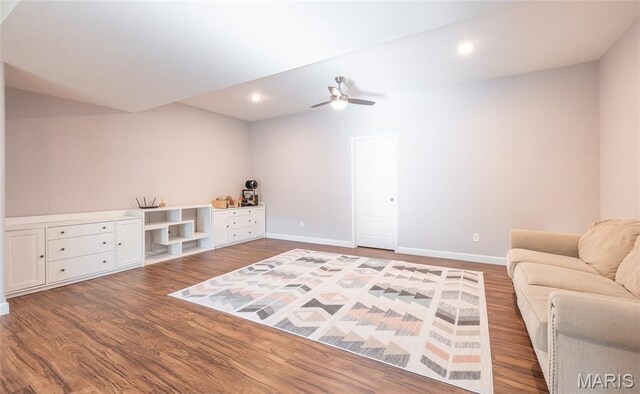 1347 Thomas Dr, Rolla, MO 65401 - living room featuring wood finished floors, baseboards, ceiling fan, and recessed lighting