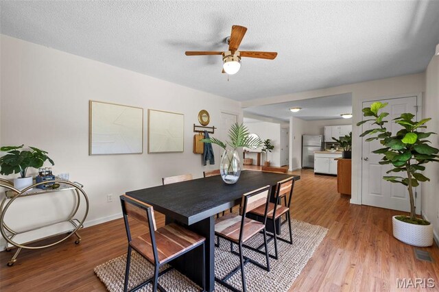 3511 Hidden Stone Ct, Saint Louis, MO 63129 - photo 16