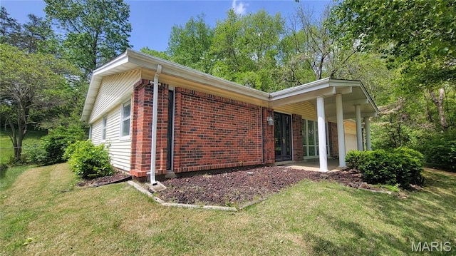 5489 Limerick Dr, Saint Louis, MO 63128 - view of home's exterior featuring brick siding