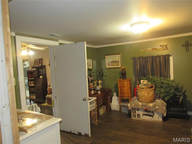 2375 Argo Rd, Cuba, MO 65453 - bathroom featuring wood finished floors
