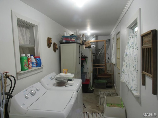 2375 Argo Rd, Cuba, MO 65453 - clothes washing area featuring washer and clothes dryer
