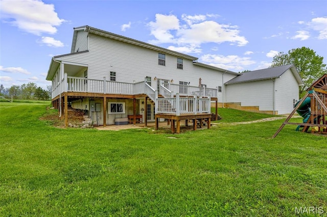 802 Hager Rd, Farmington, MO 63640 - back of house with a wooden deck and a yard