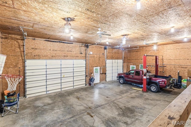 802 Hager Rd, Farmington, MO 63640 - view of garage