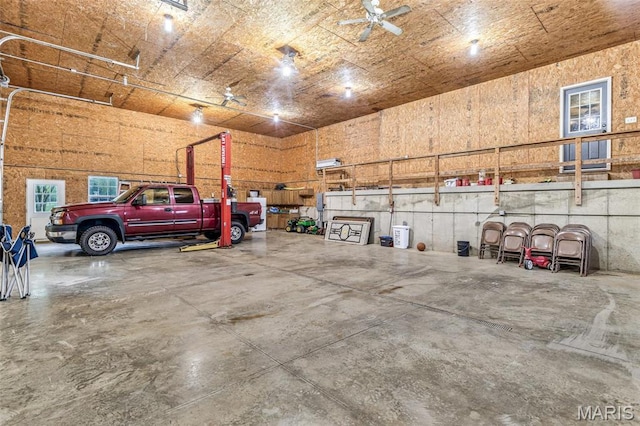 802 Hager Rd, Farmington, MO 63640 - view of garage