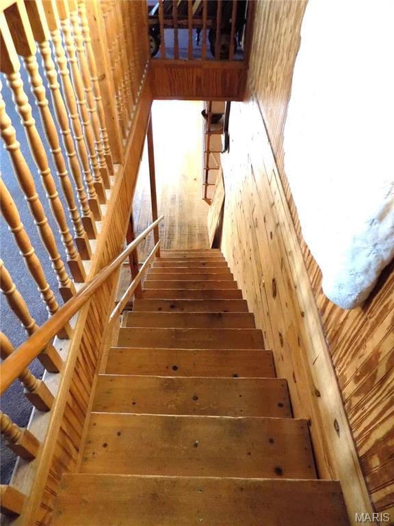 491 Broadway St, Edgar Springs, MO 65462 - view of stairs