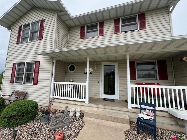 7070 Goldenrod Rd, Hannibal, MO 63401 - view of front of house with a porch