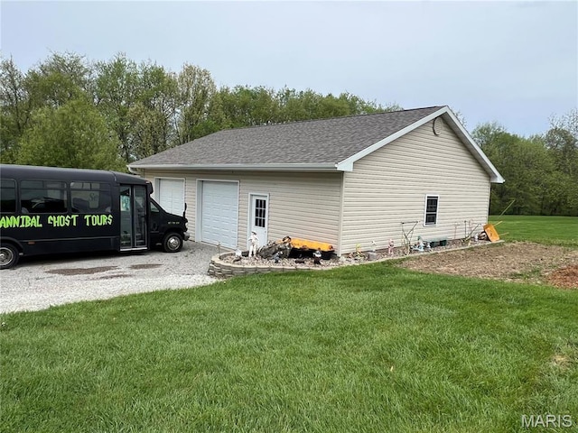 7070 Goldenrod Rd, Hannibal, MO 63401 - view of garage