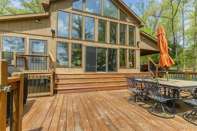 2635 Grendel Rdg, Innsbrook, MO 63390 - deck with outdoor dining space