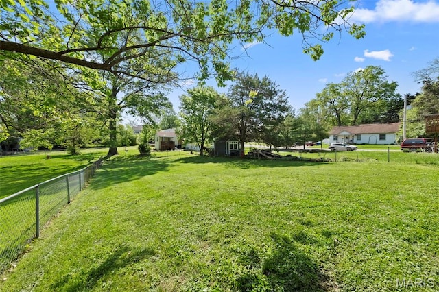 8452 S Laclede Station Rd, Saint Louis, MO 63123 - view of yard