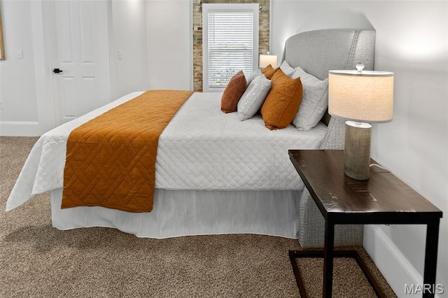2367 Central Ave, Alton, IL 62002 - carpeted bedroom featuring baseboards