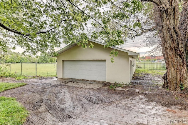 2367 Central Ave, Alton, IL 62002 - detached garage with fence