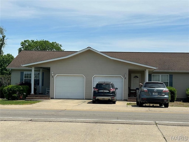 2 One Mile Rd Unit 2-4-6-8, Dexter, MO 63841 - single story home featuring an attached garage and driveway