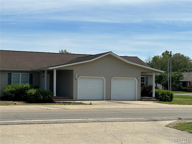 2 One Mile Rd Unit 2-4-6-8, Dexter, MO 63841 - single story home featuring an attached garage and concrete driveway
