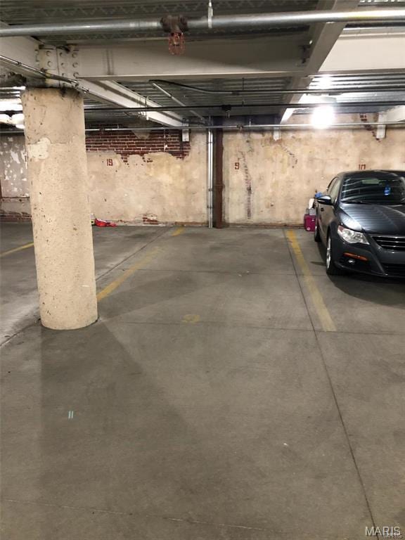 1113 Washington Ave Unit 312, Saint Louis, MO 63101 - view of parking deck