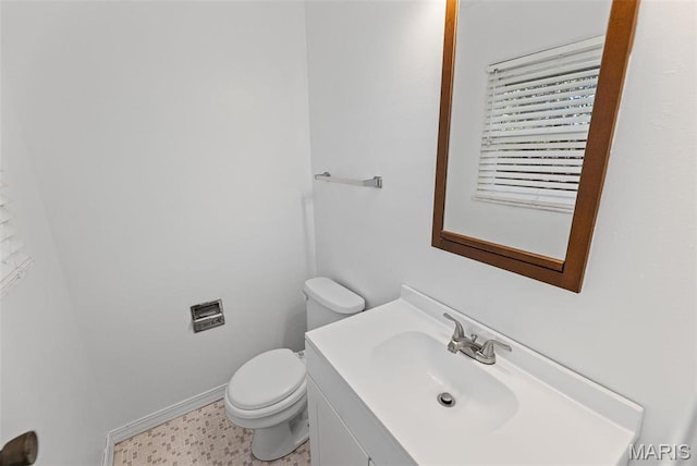 213 Todd Ln, Belleville, IL 62221 - half bath with toilet and vanity