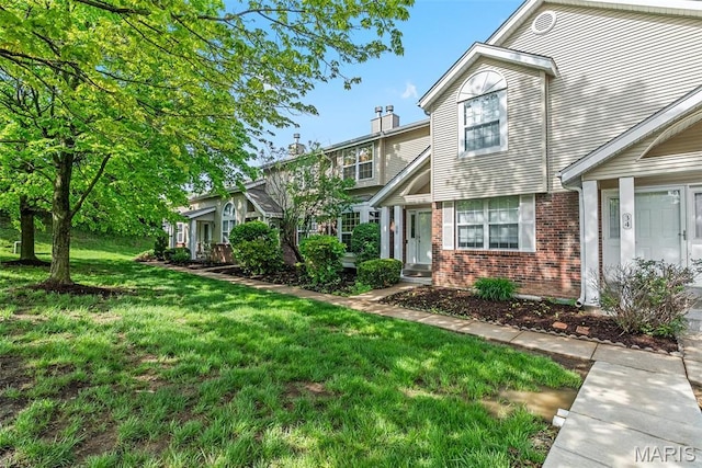 38 Trailside Ct Unit 3, Saint Charles, MO 63303 - view of grassy yard