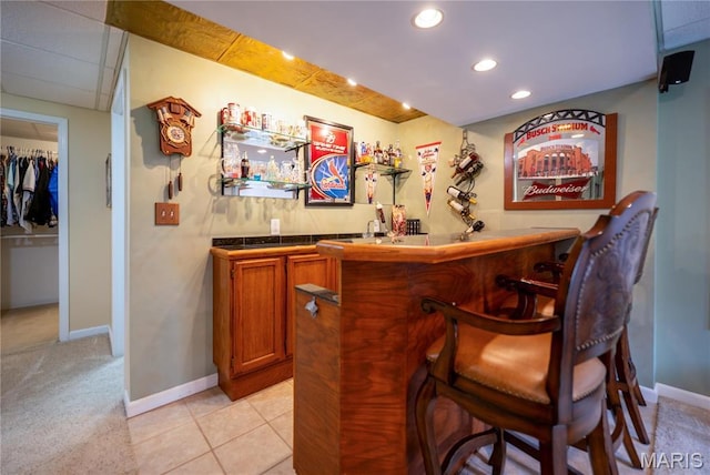 1004 Kodiak Ct, Wentzville, MO 63385 - indoor wet bar featuring recessed lighting and light carpet