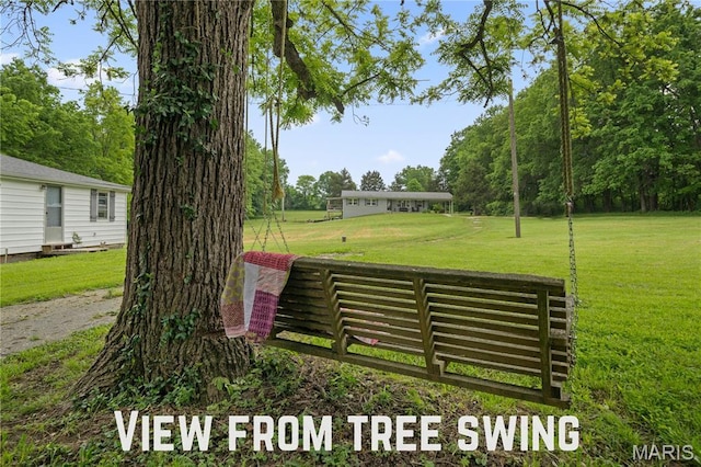 3066 W Meyer Rd, Foristell, MO 63348 - view of grassy yard