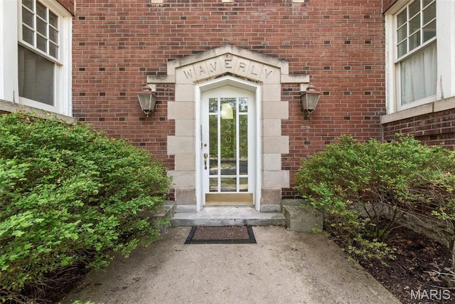 2056 Lafayette Ave Unit 1W, Saint Louis, MO 63104 - property entrance with brick siding