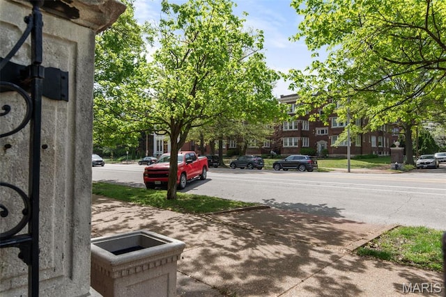 2056 Lafayette Ave Unit 1W, Saint Louis, MO 63104 - view of asphalt road with sidewalks