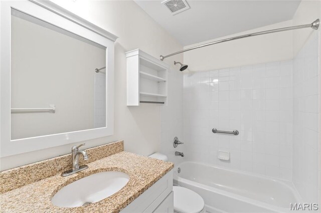 2158 Avalon Ridge Cir, Fenton, MO 63026 - full bath with toilet, vanity, and tub / shower combination