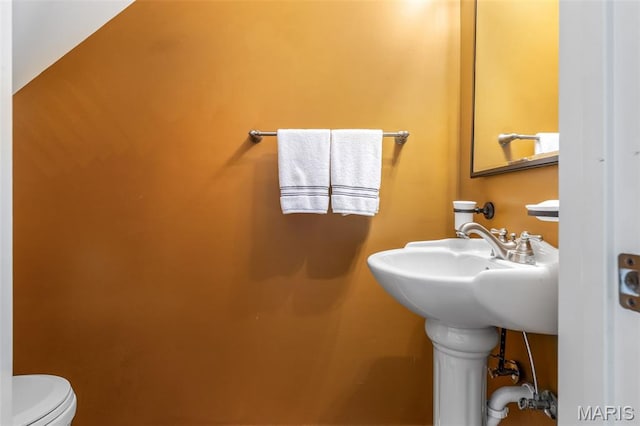 3677 Arpent St Unit 3, Saint Charles, MO 63301 - bathroom with toilet