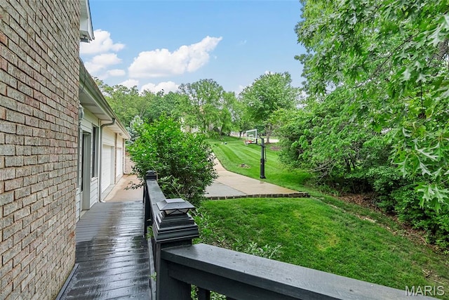 1424 Haarman Oak Dr, Wildwood, MO 63005 - view of green lawn