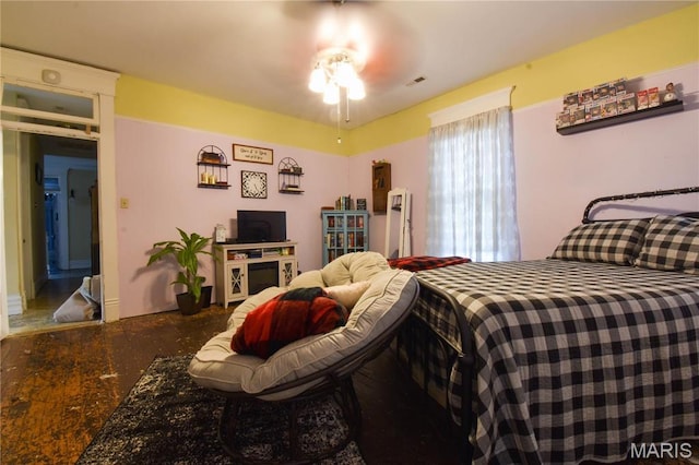 120 E Corbin St, Bethalto, IL 62010 - bedroom featuring baseboards