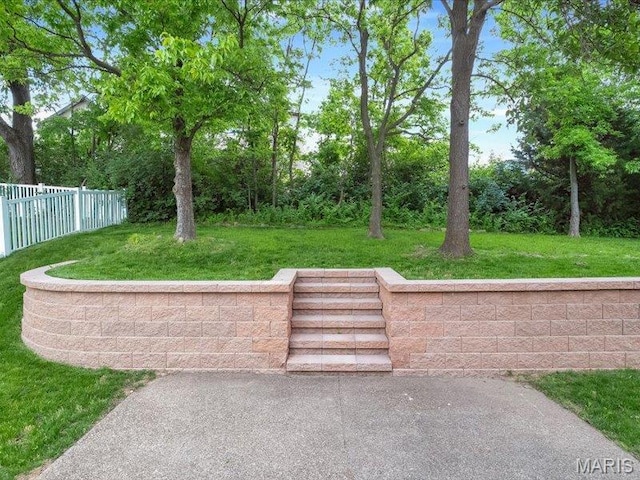 927 Annabrook Park Dr, Ofallon, MO 63366 - view of patio