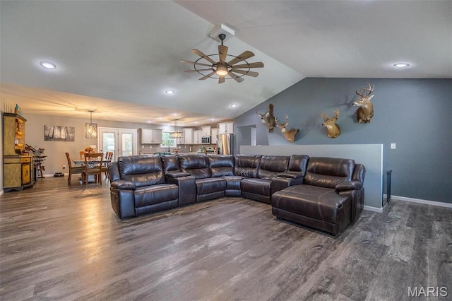 1541 Fairfield Dr, Lebanon, MO 65536 - living area with ceiling fan, dark wood finished floors, vaulted ceiling, recessed lighting, and baseboards