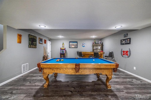 1541 Fairfield Dr, Lebanon, MO 65536 - game room featuring wood finished floors, baseboards, billiards table, and recessed lighting