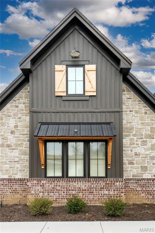 105 Lonesome Dove Way, Foristell, MO 63348