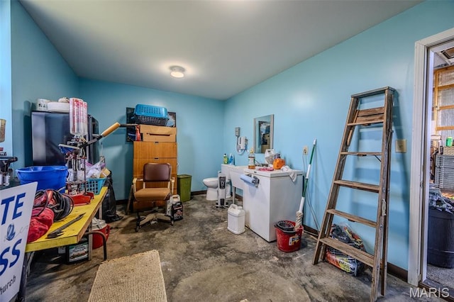 23598 Falcon Rd, Lebanon, MO 65536 - interior space with concrete floors