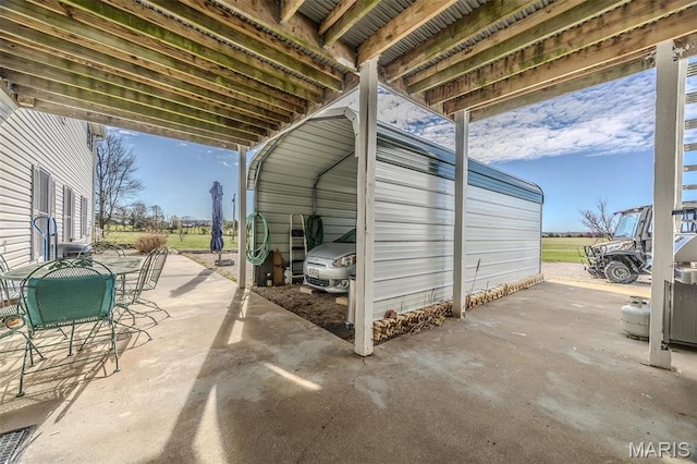 23598 Falcon Rd, Lebanon, MO 65536 - view of parking with a carport