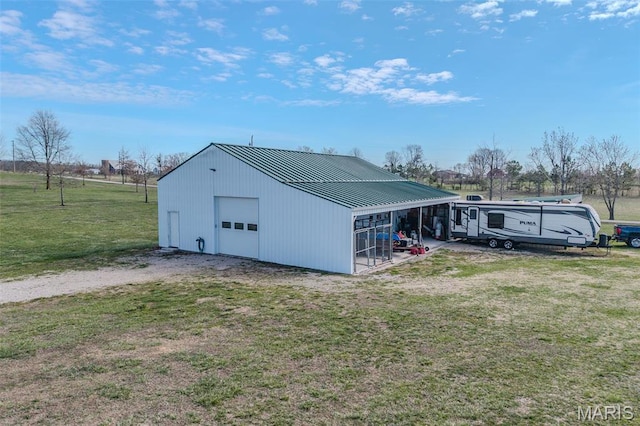 23598 Falcon Rd, Lebanon, MO 65536 - view of outbuilding with an outdoor structure