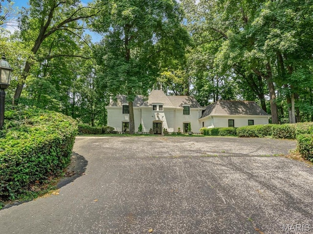 335 N Powder Mill Rd, Belleville, IL 62223 - view of front of property featuring asphalt driveway