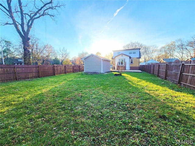436 Hern Ave, Saint Louis, MO 63135 - view of yard
