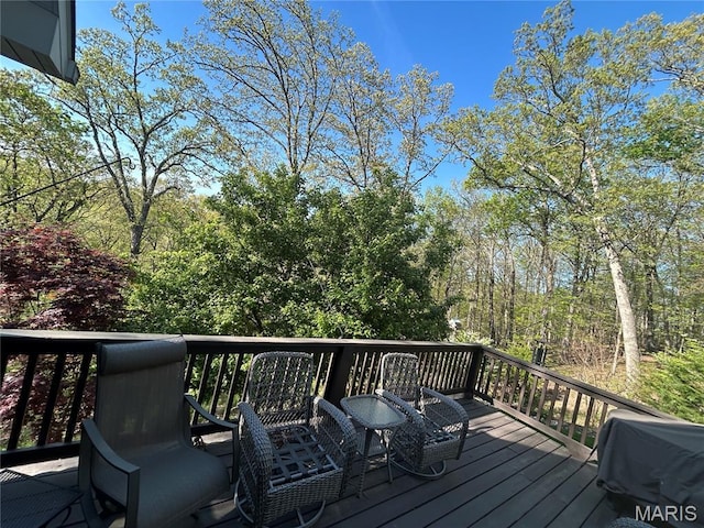 517 Old Logging Rd, Eureka, MO 63025 - view of wooden terrace