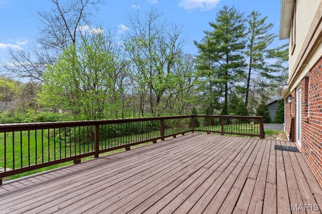 625 Pinebrook Dr, Town And Country, MO 63017 - view of wooden deck