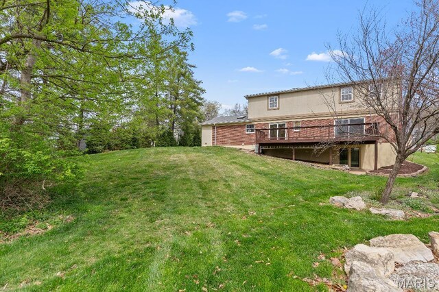 625 Pinebrook Dr, Town And Country, MO 63017 - view of green lawn with a deck
