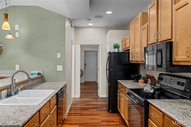 3318 Sidney St, Saint Louis, MO 63104 - kitchen featuring black appliances, a sink, light wood finished floors, recessed lighting, and decorative light fixtures