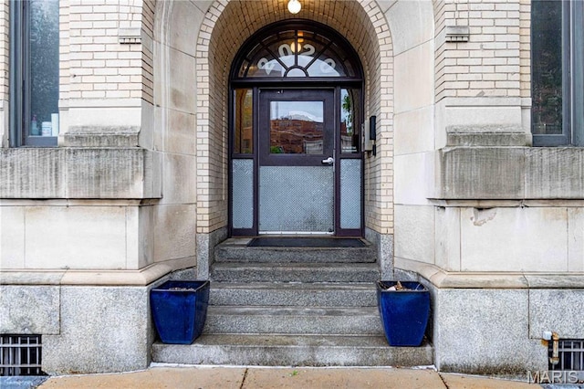 2020 Washington Ave Unit 713, Saint Louis, MO 63103 - property entrance featuring brick siding