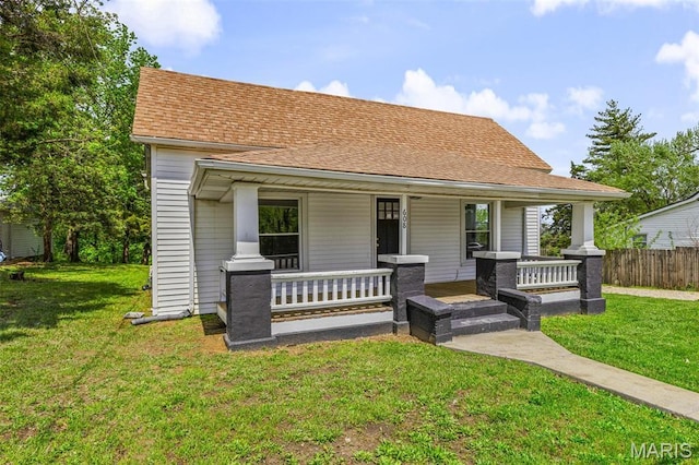 608 W Main St, Park Hills, MO 63601 - bungalow featuring a porch and a shingled roof