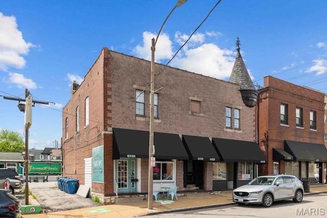 6330 Clayton Ave, Saint Louis, MO 63139 - view of property