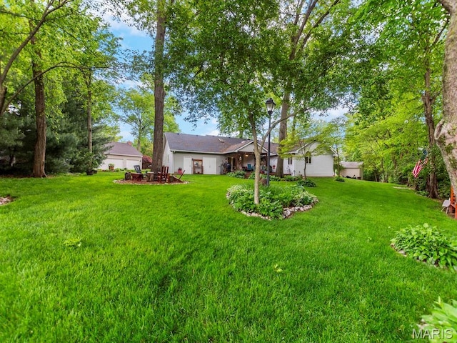 2700 Woods Way, Belleville, IL 62221 - view of grassy yard