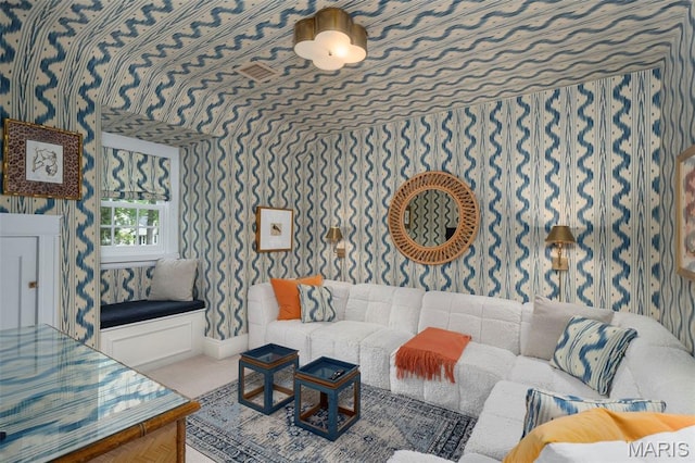 20 Picardy Ln, Ladue, MO 63124 - living room featuring wallpapered walls, vaulted ceiling, and baseboards